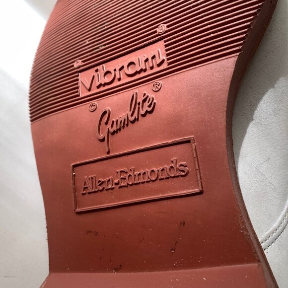 Allen Edmonds white bucks (Suede?) men's shoes, size 10-1/2 - Picture 10 of 12